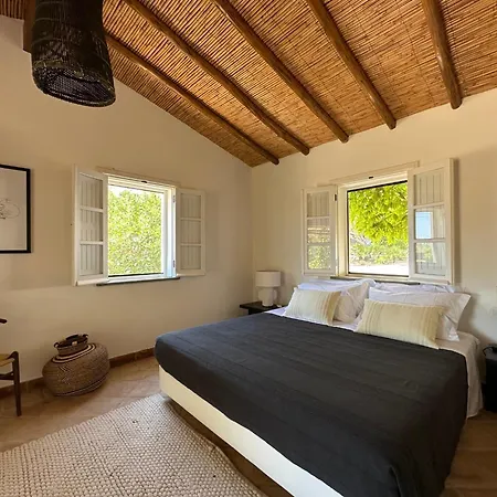 Casa Ameixas B&B